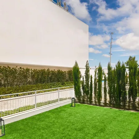 Modern Pool Bungalow 3*