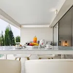 Modern Pool