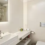 Modern Pool Gæstehus 3*