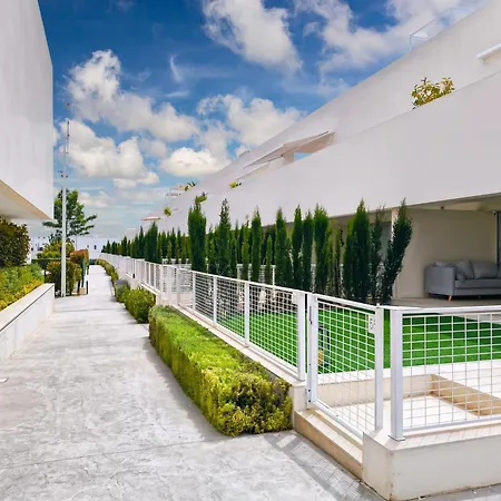 Elegant Ground Floor In La Coronelita, Balcones, With Communal Pool Gæstehus