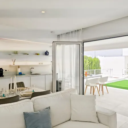 Elegant Ground Floor In La Coronelita, Balcones, With Communal Pool Gæstehus