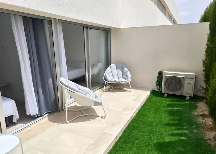 Gæstehus Modern Pool Bungalow Torrevieja