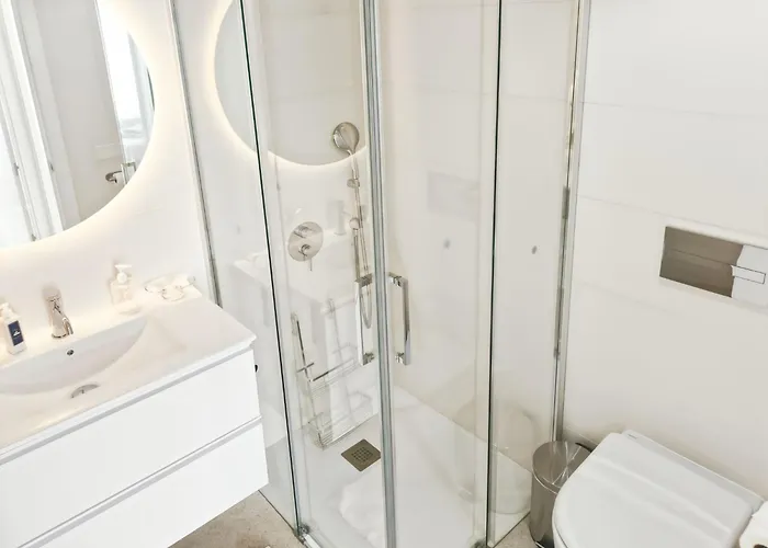 Modern Pool Bungalow Gæstehus 3*